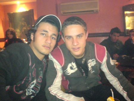 \ \ moi e souley / /